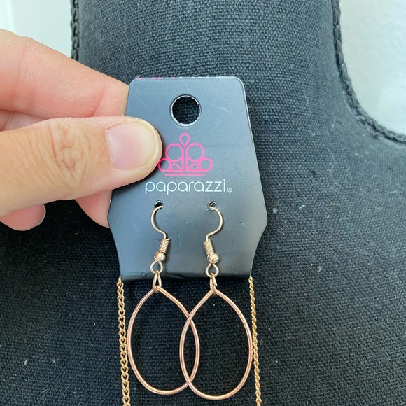 Paparazzi fiercely fall necklace and earrings set. - Picture 2 of 2